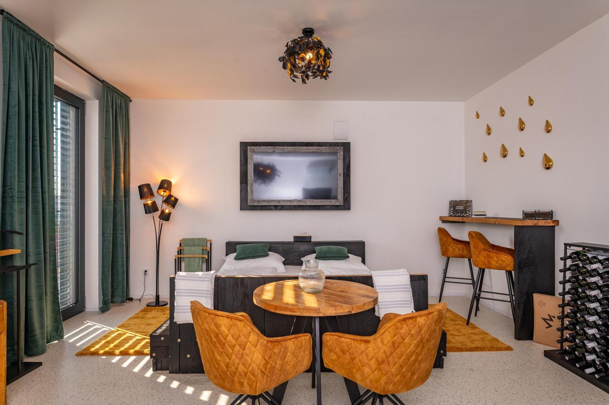 Korek Mikulov Apartman Bagian luar foto